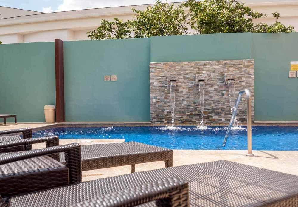 Courtyard By Marriott San Salvador