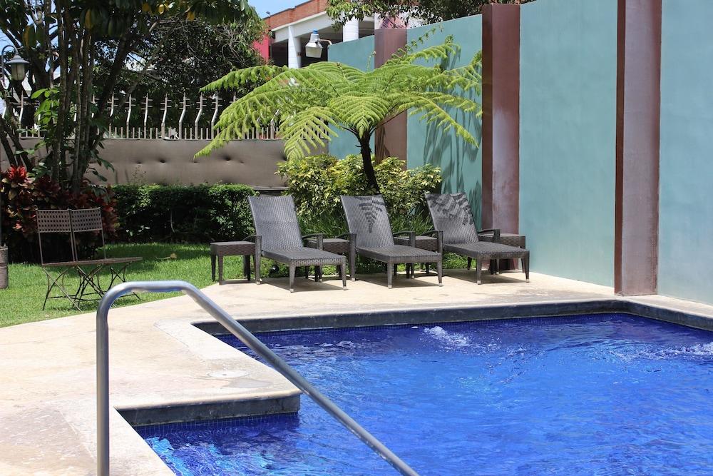 Courtyard By Marriott Hotel 4*