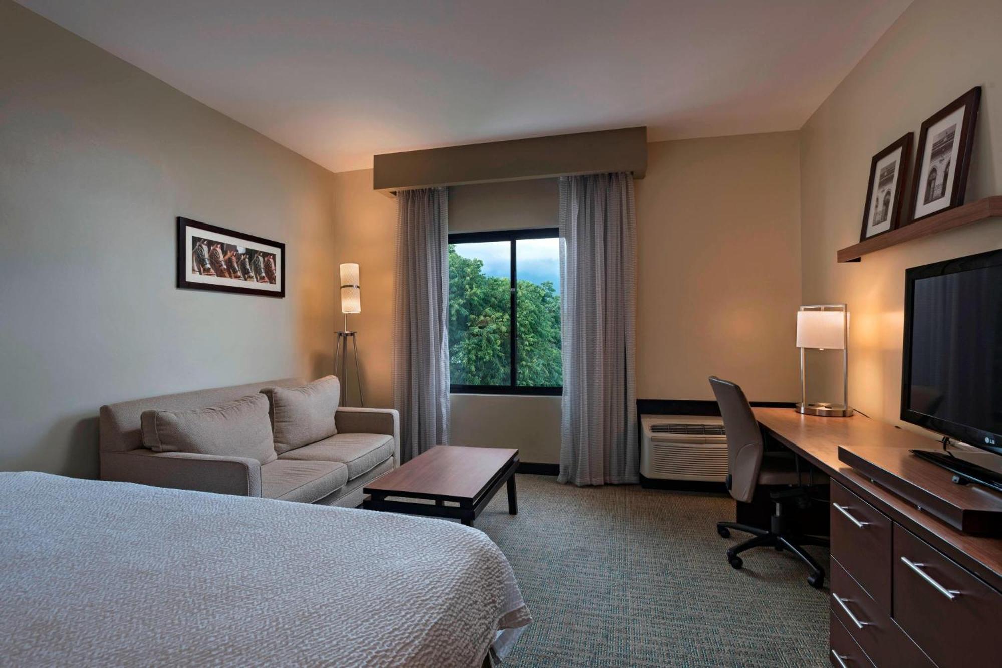 Hotel Courtyard By Marriott 4*