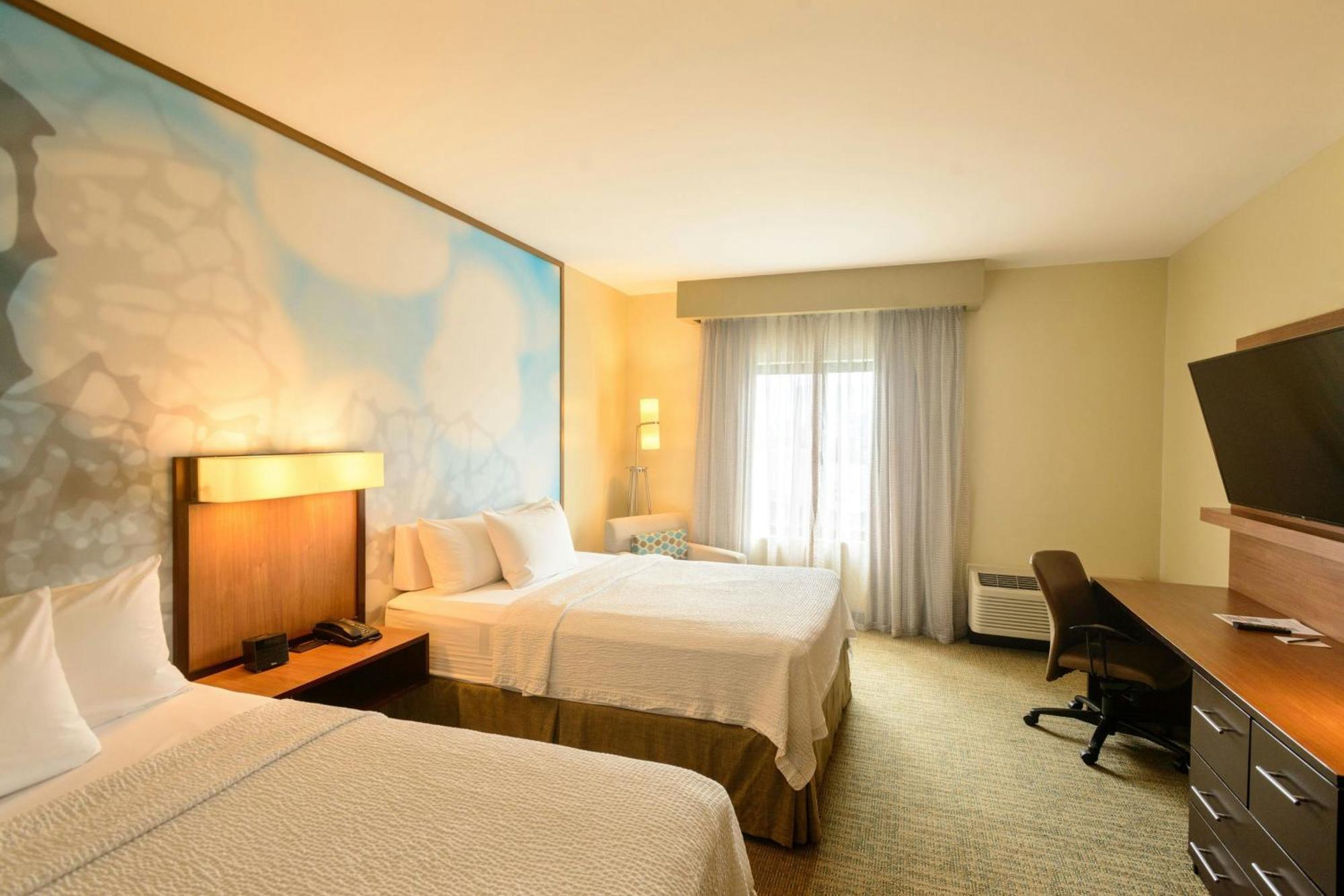 Hotel Courtyard By Marriott 4*