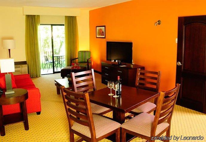 Courtyard By Marriott 4* San Salvador
