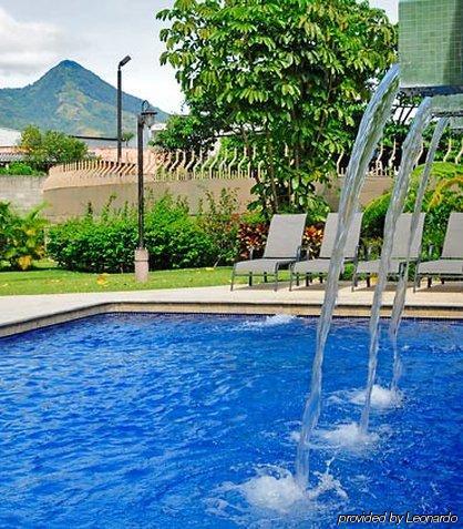 Courtyard By Marriott