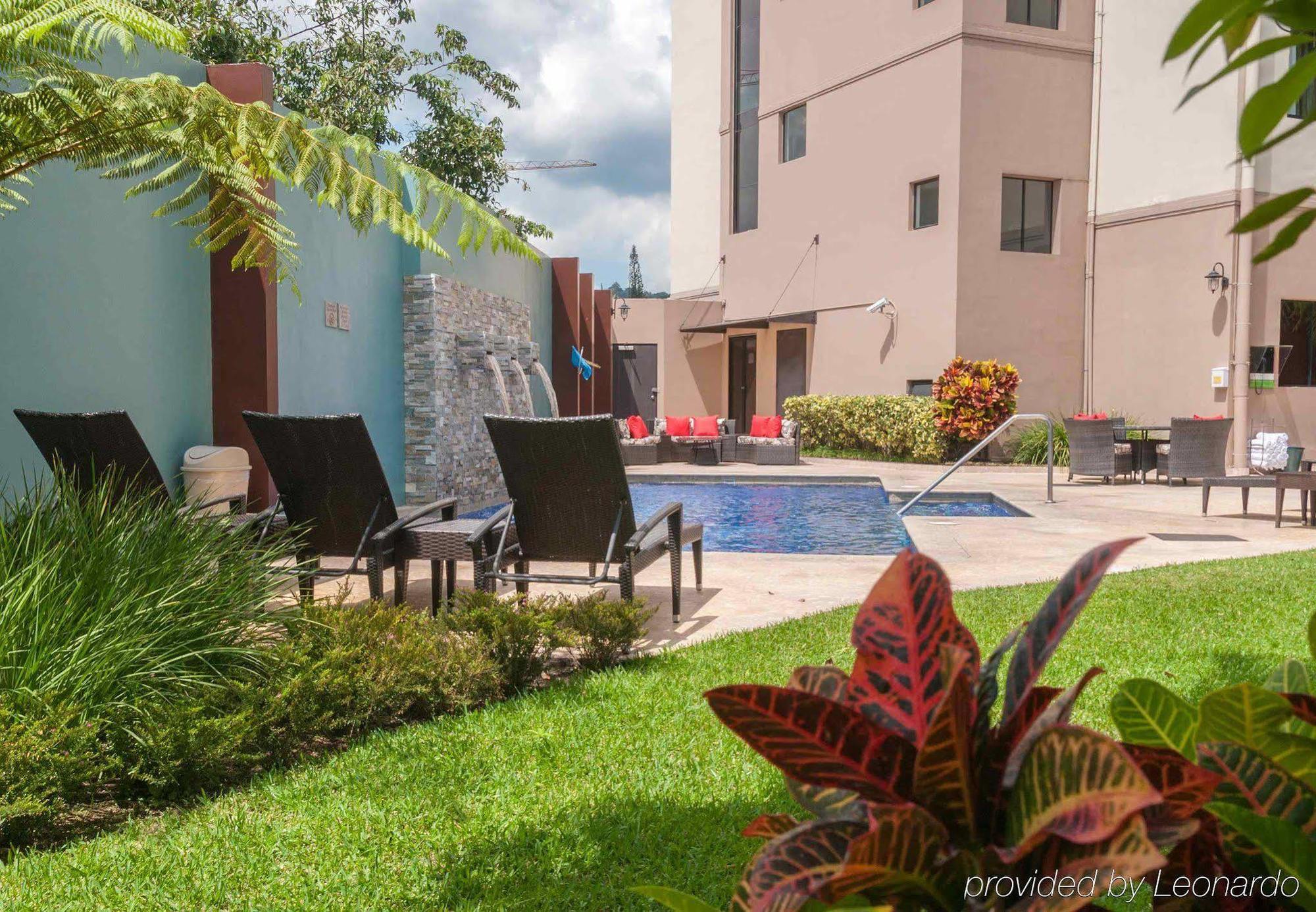 Courtyard By Marriott Hotel 4*