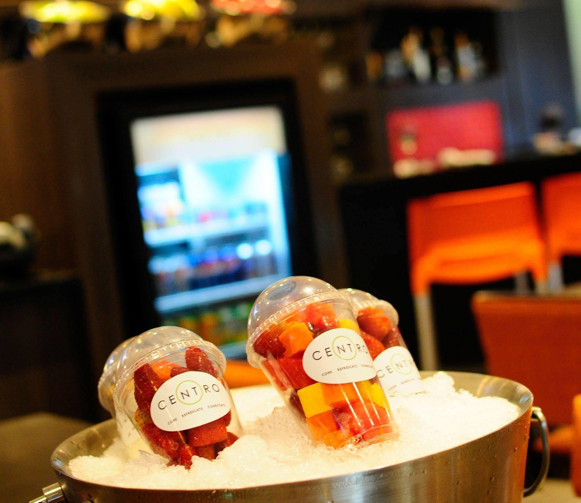 Courtyard By Marriott Hotel